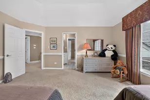 451 Courtney Cir, Sugar Grove, IL 60554 - Photo 47
