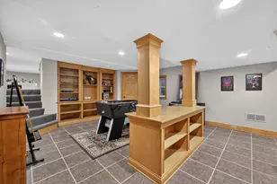 451 Courtney Cir, Sugar Grove, IL 60554 - Photo 57
