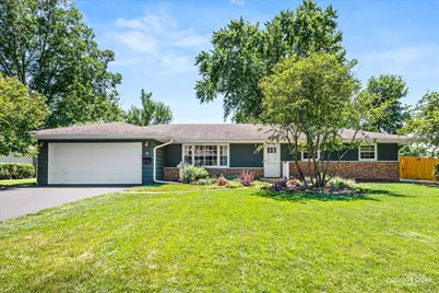 210 Briar Lane, North Aurora, IL 60542 - Photo 1