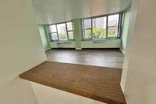 4250 N Marine Dr, Chicago, IL 60613 - Photo 9