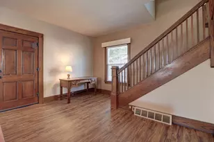 302 W 13th St, Sterling, IL 61081 - Photo 9