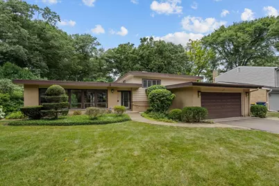 2708 Summit Avenue, Highland Park, IL 60035 - Photo 1