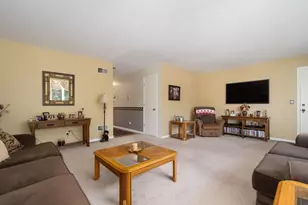 7294 W Diversey Ave, Elmwood Park, IL 60707 - Photo 5