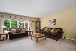 7294 W Diversey Ave, Elmwood Park, IL 60707 - Photo 3