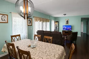 8828 Niles Center Rd, Skokie, IL 60077 - Photo 5