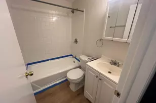 7832 S Cregier Ave, Chicago, IL 60649 - Photo 9