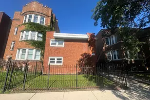 7832 S Cregier Ave, Chicago, IL 60649 - Photo 1