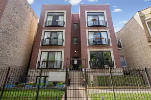 2623 W Evergreen Ave, Chicago, IL 60622 - Photo 1