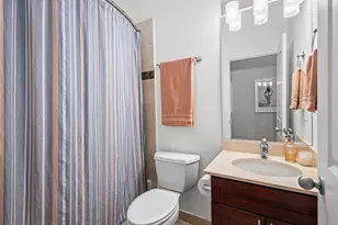2623 W Evergreen Ave, Chicago, IL 60622 - Photo 11