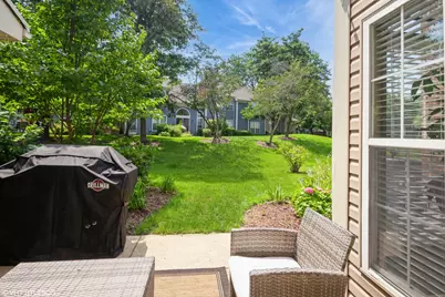 707 Clover Hill Court, Elk Grove Village, IL 60007 - Photo 17