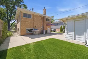 [Address not provided], Morton Grove, IL 60053 - Photo 29