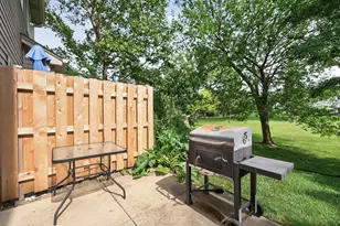 949 Tanager Ct, Glen Ellyn, IL 60137 - Photo 25
