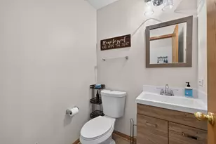 949 Tanager Ct, Glen Ellyn, IL 60137 - Photo 11
