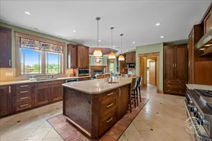 39W973 Crosscreek Ln, Saint Charles, IL 60175 - Photo 17