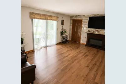 1323 Buell Avenue #B, Joliet, IL 60435 - Photo 3