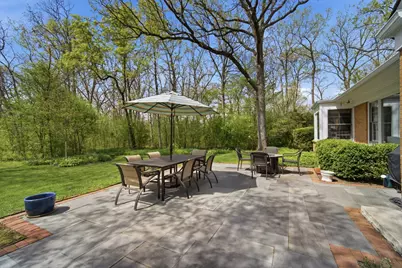880 Hiawatha Lane, Riverwoods, IL 60015 - Photo 5