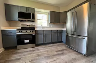 125 Riverside Dr, Montgomery, IL 60538 - Photo 3