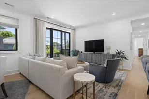 3808 N Lincoln Ave, Chicago, IL 60613 - Photo 9