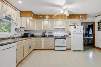 709 S 2nd Street, Oregon, IL 61061 - Photo 11