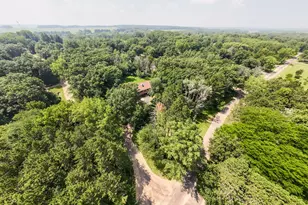 337 N Wild Cherry Dr, Dixon, IL 61021 - Photo 5