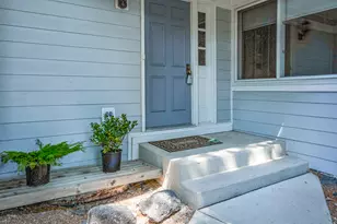 834 Swallow St, Deerfield, IL 60015 - Photo 5