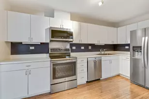 834 Swallow St, Deerfield, IL 60015 - Photo 15