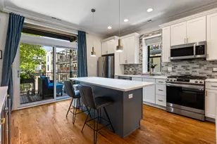 210 W Eugenie St, Chicago, IL 60614 - Photo 5