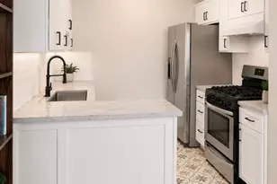 600 N Dearborn St, Chicago, IL 60610 - Photo 3