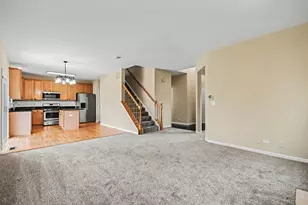 1057 Rosefield Ln, Aurora, IL 60504 - Photo 5
