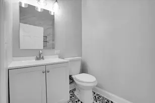 1428 Victoria Ave, North Chicago, IL 60064 - Photo 23