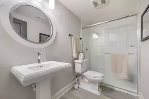 715 Oakwood Dr, Geneva, IL 60134 - Photo 25