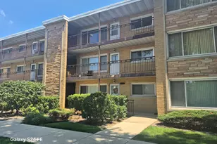 4921 N Harlem Ave, Chicago, IL 60656 - Photo 1