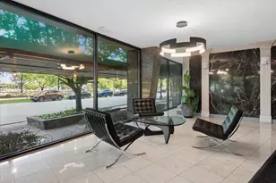 3420 N Lake Shore Dr, Chicago, IL 60657 - Photo 3