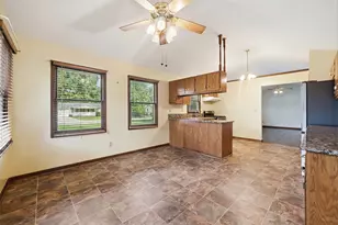 538 N School St, Braidwood, IL 60408 - Photo 11
