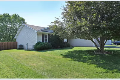 608 Wimbleton Trail, McHenry, IL 60050 - Photo 1