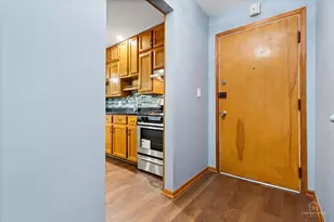 5101 Carriage Way Dr, Rolling Meadows, IL 60008 - Photo 11
