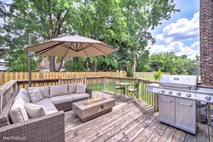 411 Hickory Dr, Wheeling, IL 60090 - Photo 33