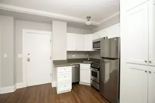 817 W Lakeside Pl, Chicago, IL 60640 - Photo 3