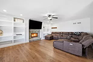 26326 W Silver Stream Dr, Channahon, IL 60410 - Photo 19