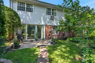 12 Robin Hood Ln, Northfield, IL 60093 - Photo 15