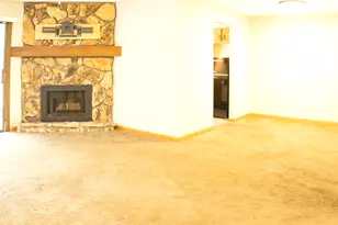 3410 Donovan Dr, Crete, IL 60417 - Photo 7