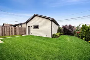 5324 S Neva Ave, Chicago, IL 60638 - Photo 33