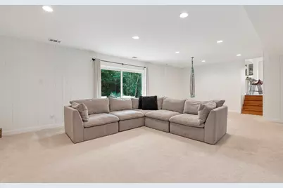 8448 Clynderven Road, Burr Ridge, IL 60527 - Photo 17