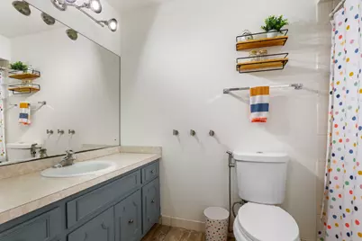 8448 Clynderven Road, Burr Ridge, IL 60527 - Photo 15