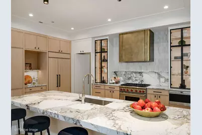 3923 N Janssen Avenue #2E, Chicago, IL 60613 - Photo 7