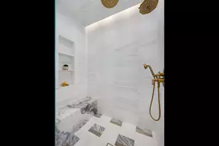 3923 N Janssen Ave, Chicago, IL 60613 - Photo 15