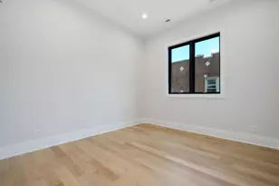 3923 N Janssen Ave, Chicago, IL 60613 - Photo 19