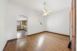 11223 S Forrestville Ave, Chicago, IL 60628 - Photo 7