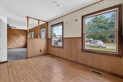 526 Laurel Avenue, Romeoville, IL 60446 - Photo 9
