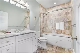 1925 W Berenice Ave, Chicago, IL 60613 - Photo 31